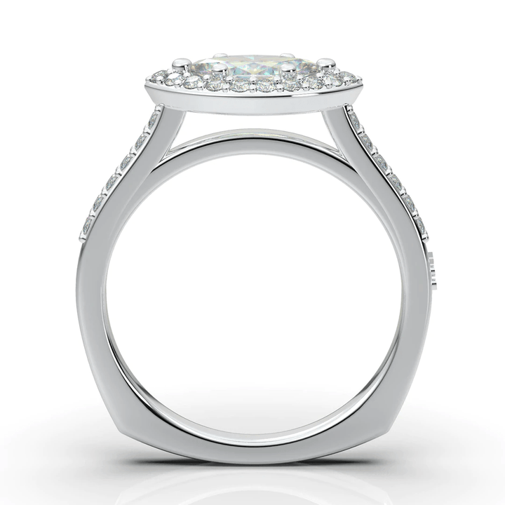 WHITE GOLD ENGAGEMENT RING